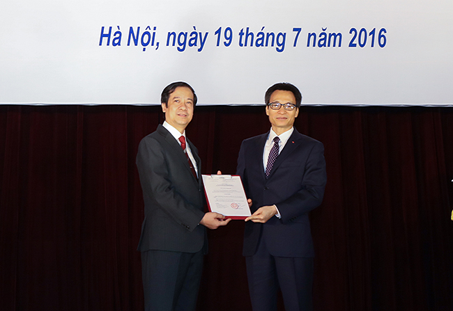 4_20vnu20-20cong20bo20qd20bo20nhiem20giam20doc20dhqghn20-2019jul20162024