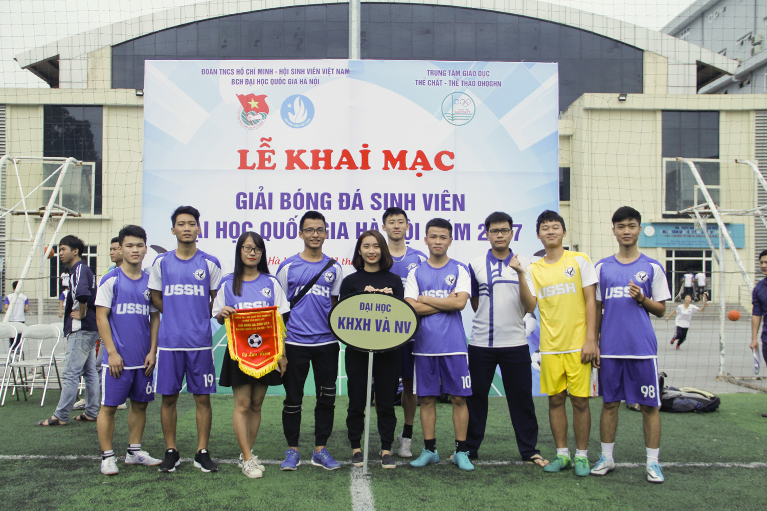 khai20mac20giai20bong20da20dhqg202