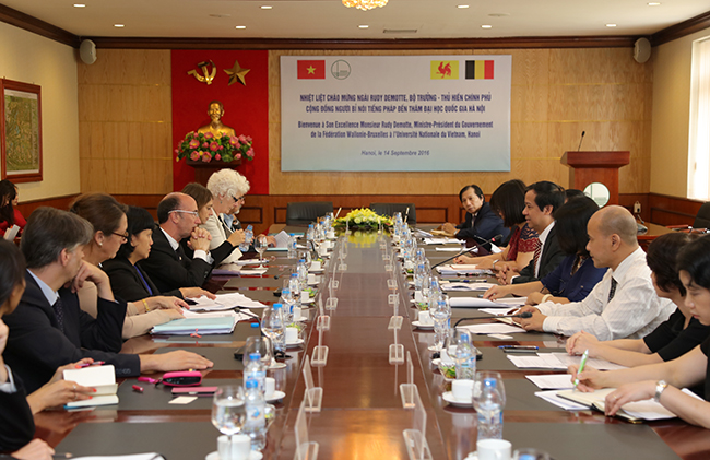 vnu20-20ky20ket20voi20wallonie20c3a2e282ace2809c20bruxelles201