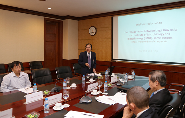 vnu20-20ky20ket20voi20wallonie20c3a2e282ace2809c20bruxelles205