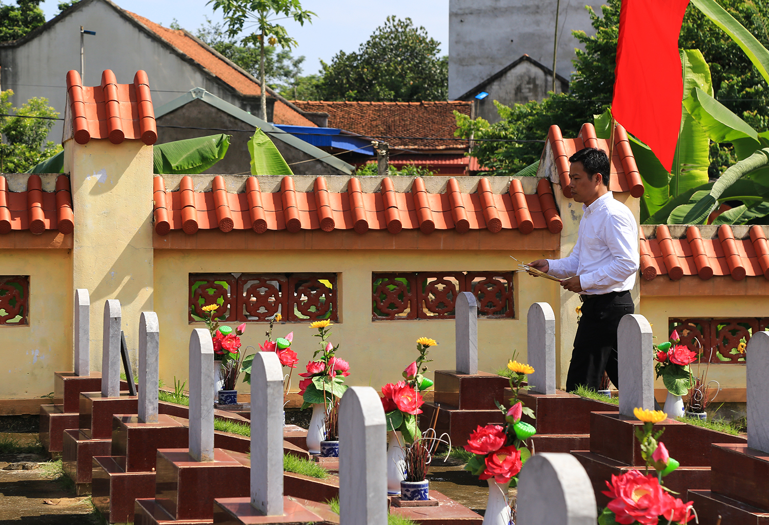 vnu20-20nghia20trang20thach20that2028929