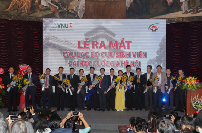 vnu20-20ra20mat20clb20cuu20sv20dhqghn2012