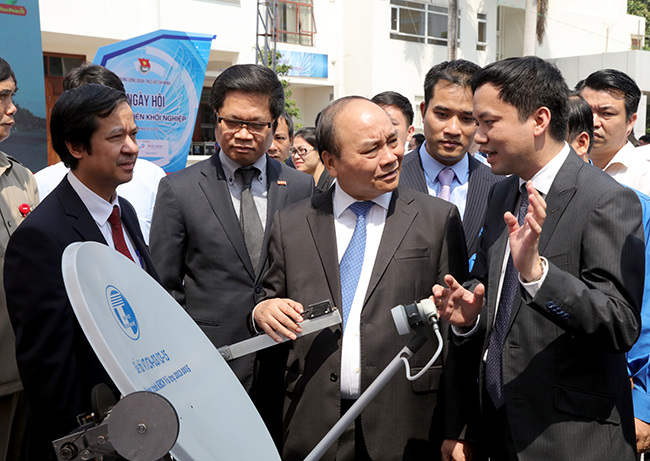 vnu20-20tt20nguyen20xuan20phuc20lam20viec20tai20dhqghn20va20phat20dong20thanh20nien20khoi20nghiep2018