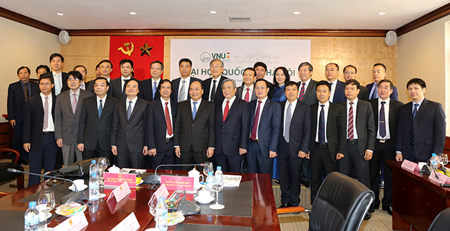 vnu20-20tt20nguyen20xuan20phuc20lam20viec20tai20dhqghn20va20phat20dong20thanh20nien20khoi20nghiep2039